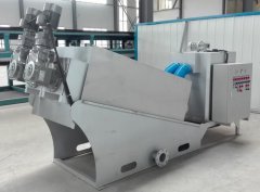 <b>疊螺式污泥脫水機</b>